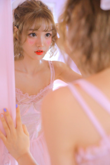 免费看美女隐私部位
